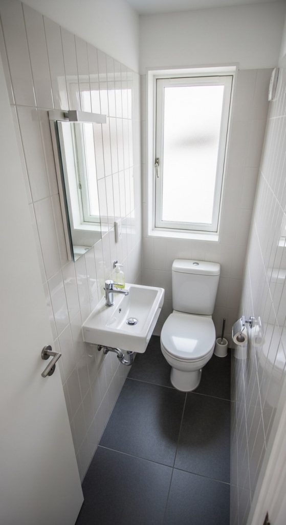 Tiny Bathroom Ideas 8